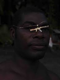 Santiago Escobar-Jaramillo forms a surprising perspective