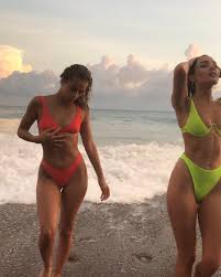 How to instagram like an influencer: Olivia Culpo Instagram Vs Reality Ft Jasmine And Olivia Must Swipe Revolve Golden Barbie Inbella