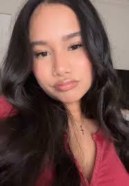 Alyssa Ezell's Instagram, Twitter & Facebook