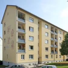 Lies dir die vier wohnungsanzeigen und die fragen zu den wohnungen durch. Da Bin Ich Zuhause Die Ulmer Heimstatte Wohnen In Ulm