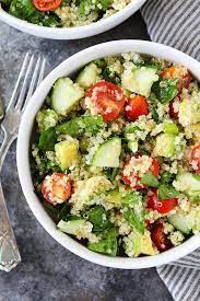 Easy Quinoa Salad Is The Best Quinoa Salad Recipe It Is Great For Lunch Dinner Or The Perfec Rote Quinoa Rezepte Quinoa Rezepte Einfach Quinoa Salat Rezepte