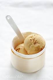 Glace Au Caramel Sale L Incontournable Gelato Al Caramello Salato Un Dejeuner De Soleil Glace Au Caramel Recette Glace Recettes De Creme Glacee