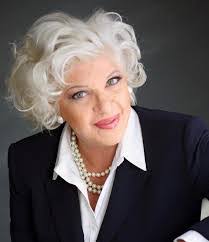 Nancy Ogden's Instagram, Twitter & Facebook