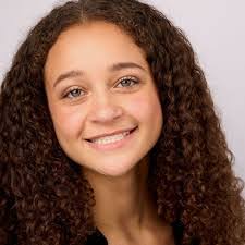 Kelli Kendrick's Instagram, Twitter & Facebook