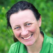 2021 started with me deciding I'd take the leap and try out Positive  Intelligence's grant for coaches. Fast forward 12 months and I'm now  starting off 2022 as a Certified Positive Intelligence