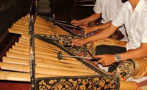 2 gong bali dan sejenisnya. 9 Balinese Traditional Music Instrument Factsofindonesia Com