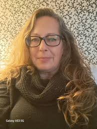 Hair color and cut suggestions for a 53-year-old