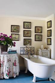 Bathroom Holker Hall Salle De Bains Campagnarde Salle De Bain Campagne Decorations Interieurs De Cottage Anglais