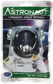 Mit industriell gezüchteten mikroben könnten rinder, schweine und hühner umweltschonender ernährt. Astronaut Space Food Fruchte Zimt Apfel Ecken Raumfahrt Iss