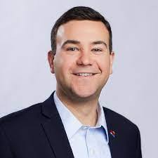 Bryce Bender's Instagram, Twitter & Facebook