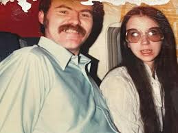 What information is available about Lober's Shoe Store in Springfield  Illinois?