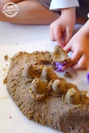 If you love the way kinetic sand. Make The Easiest Best Kinetic Sand Recipe Ever Kids Activities Blog