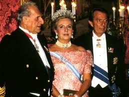 No me abraces porque lloro — coco gómez. Royalty Pomp The Guests