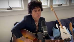 Billie Joe Armstrong Sings Wake Me Up When September Ends For One World Concert Watch Billboard Découvrez les photos et les séances photos de billie joe armstrong, et écoutez en ligne les dernières nouveautés musicales. billie joe armstrong sings wake me up