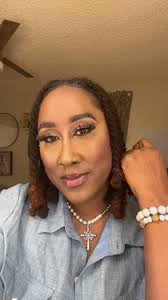 Hello my name is Valentine. Single ,6'2” in Arizona. Thanks for the  add.✋🏾👋🏾