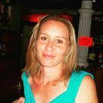 Lynnette Becker's Instagram, Twitter & Facebook