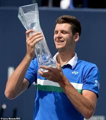 Stefanos tsitsipas claims hubert hurkacz was a little bit lucky, says one shot changed the rome masters: Hubert Hurkacz Becomes First Polish Singles Player To Win Major Masters Tournament At Miami Open Englishheadline