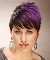 Rock this two toned short ombre hair color for a next level confident look. Two Tone Hair Color Splash For A Great New Look
