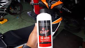 Minyak hitam terbaik untuk lc135 dan tips untuk pilih minyak hitam yang sesuai untuk motor korang. Minyak Hitam Khas Untuk Rs150r 1 1 Liter Youtube