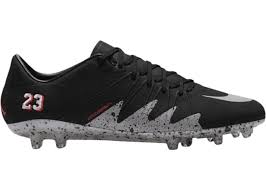 Earlier this month, neymar signed a contract extension with french. Nike Hypervenom Phinish Njf Fg Neymar X Jordan 820122 006