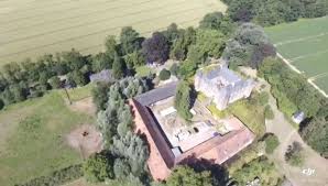 Sie sind auf der suche nach einem haus zum kauf in düren und umgebung? Historische Wasserburg Zentral Zwischen Koln Und Aachen Burg Schloss Duren 2p9uu4u Haus Zum Kaufen Ofenheizung Immobilienanzeigen