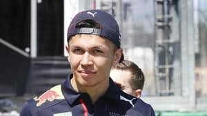 He currently competes in the 2021 deutsche tourenwagen masters alongside liam law. Jkkk 4wdyxxgym
