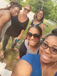 I'm single in CT let's have fun.