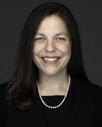 Amanda Foster's Instagram, Twitter & Facebook