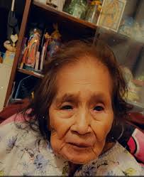 We had a very special birthday celebration-Grandma H turned 95🧁🥳🎈🎉 I  cherish our visits and phone calls. Her advice is always spot on. I am very  lucky to be her granddaughter ❤️