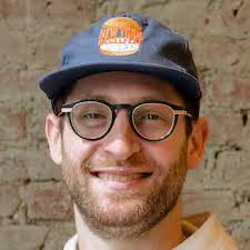 Jerry Springer urges Jews to 'discover' family Holocaust records