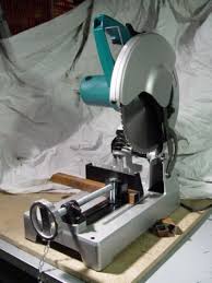 Petit accessoire simple et efficace. Location Scie A Onglet Pour Metaux Makita Sur Location D Outils Entre Particuliers