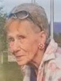 Rae Huff's Instagram, Twitter & Facebook