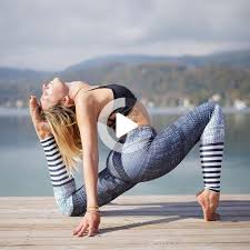 17 Of The Most Impressive Yoga Poses On Instagram Yoga Poses Photography Yoga Poses Crazy Yoga Poses