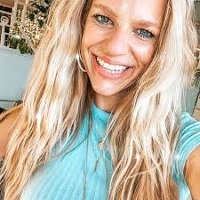 Kayla Mcconnell's Instagram, Twitter & Facebook