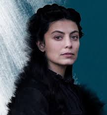 Buonasera a tutti voi con una nuova foto di Alessandra Mastronardi nel  ruolo di Lucrezia Donati ne "I Medici