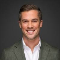 Steven Oneil's Instagram, Twitter & Facebook