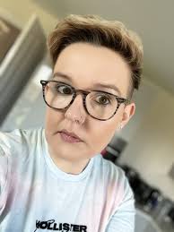 Rebecca Wilson-Carr is fundraising for Bowel Research UK