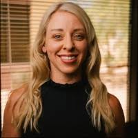 400+ perfiles de «Ciara»