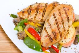 Alimente interzise in timpul alaptarii pentru ca pot produce diverse probleme copilasilor sunt cele care contin aditivi alimentari si coloranti (mezelurile si dulciurile din comert) si legumele care produc gaze (exemple de alimente care produc gaze: Dieta In Gastrita