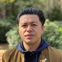 Roberto Olano's Instagram, Twitter & Facebook