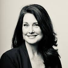 Leigh Pearson's Instagram, Twitter & Facebook