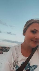 Meredith Rivers's Instagram, Twitter & Facebook