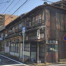 名古屋市北区東長田町の古い町並み 国登録文化財十州楼という料亭旅館があった通りには戦前の町並みがわずかに残る 古い町並 大曽根 旧花街 レトロ ノスタルジー ノスタルジック 風景 by pjjfon73 go4 japanese architecture nagoya architecture