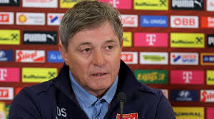 KRAJ- Piksi pred Albaniju