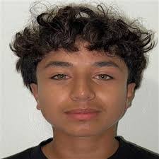 Alex Higareda's Instagram, Twitter & Facebook