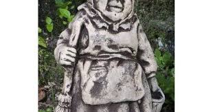 Campania International Winktingle The Gnome Cast Stone Garden Statue Terra Nera S 358 Tn Cib852 6 Stone Garden Statues Garden Statues Cast Stone