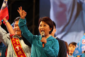萬華波及竹科 新北擴散成重災區準四級警戒!？ 全民搭上瘋狂列車？ 牽拖盧秀燕關中火害停電 台灣電力早催到緊繃!？｜劉寶傑. ç›§ç§€ç‡•æ€Žéº¼æ‹¿ä¸‹å°ä¸­çš„ é¸èˆ‰åœ°åœ–æ­å¯† å¥¹ ä¸‰ç·šå…¨æ‹¿ å¤©ä¸‹é›œèªŒ