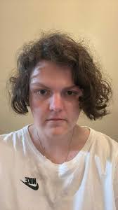 Hair stylist in Brisbane for short hair design?