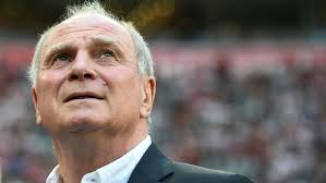 Hoeneß represented germany at one world cup and two european championships, winning one tournament in each competition. Flqzqhzeuvgqqm