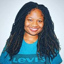 As you can see, this style works better than the previous one to counter the roundness of graphic bangs: 30 Hot Kinky Twist Hairstyles To Try In 2021